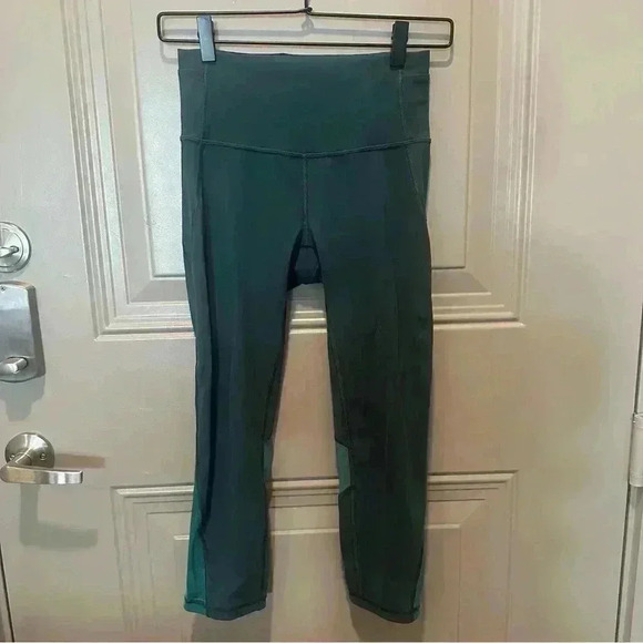 lululemon athletica Pants - Lululemon Mix And Mesh Cropped Leggings Size 4 Green Teal Workout Gym Athletic